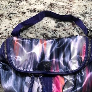 Lululemon good fortune bag